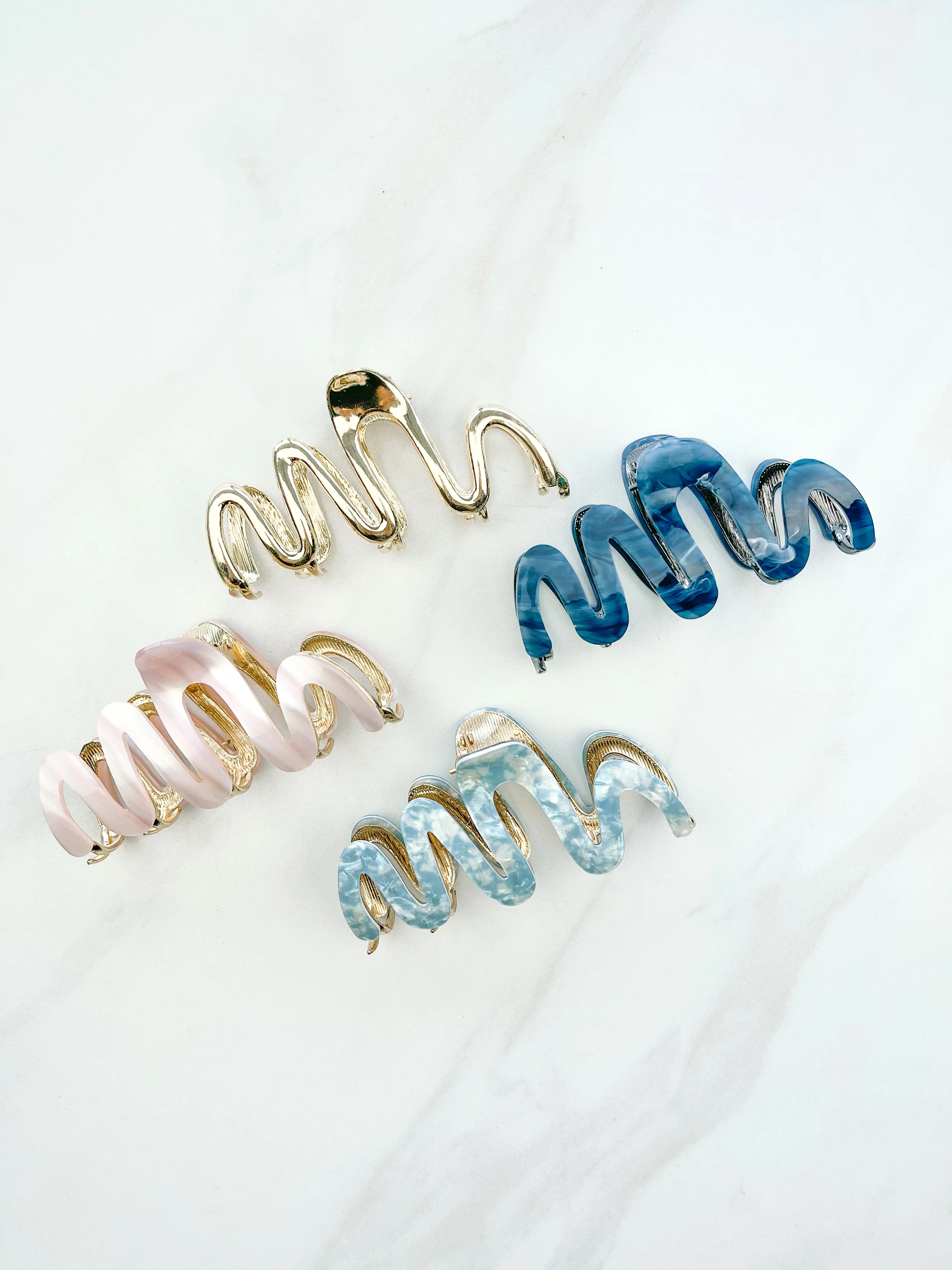 Comes in Waves Lilac Clip - Image 12