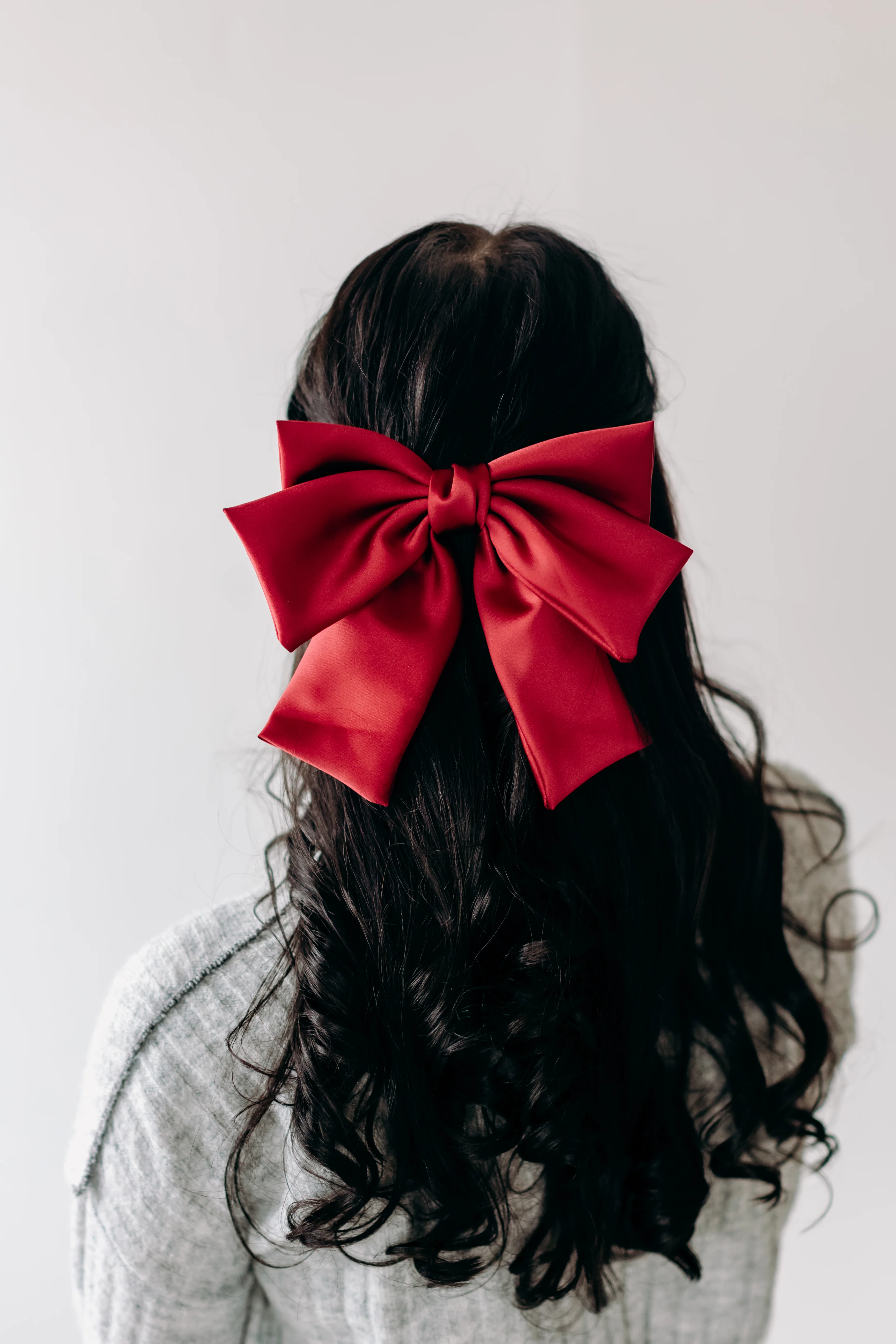 Rumor Has It Lilac Bow - Image 9