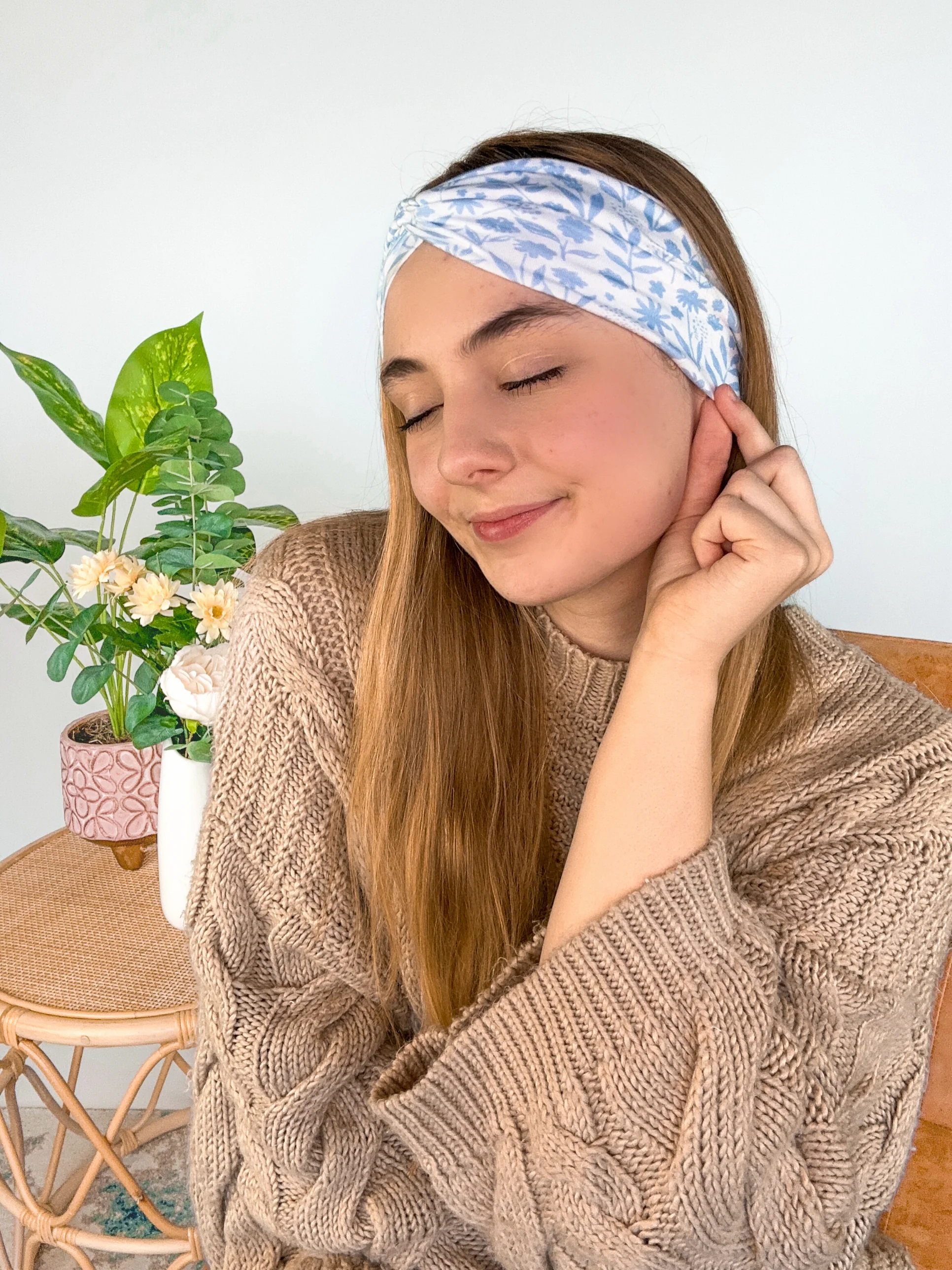 Olivia Floral - Image 2