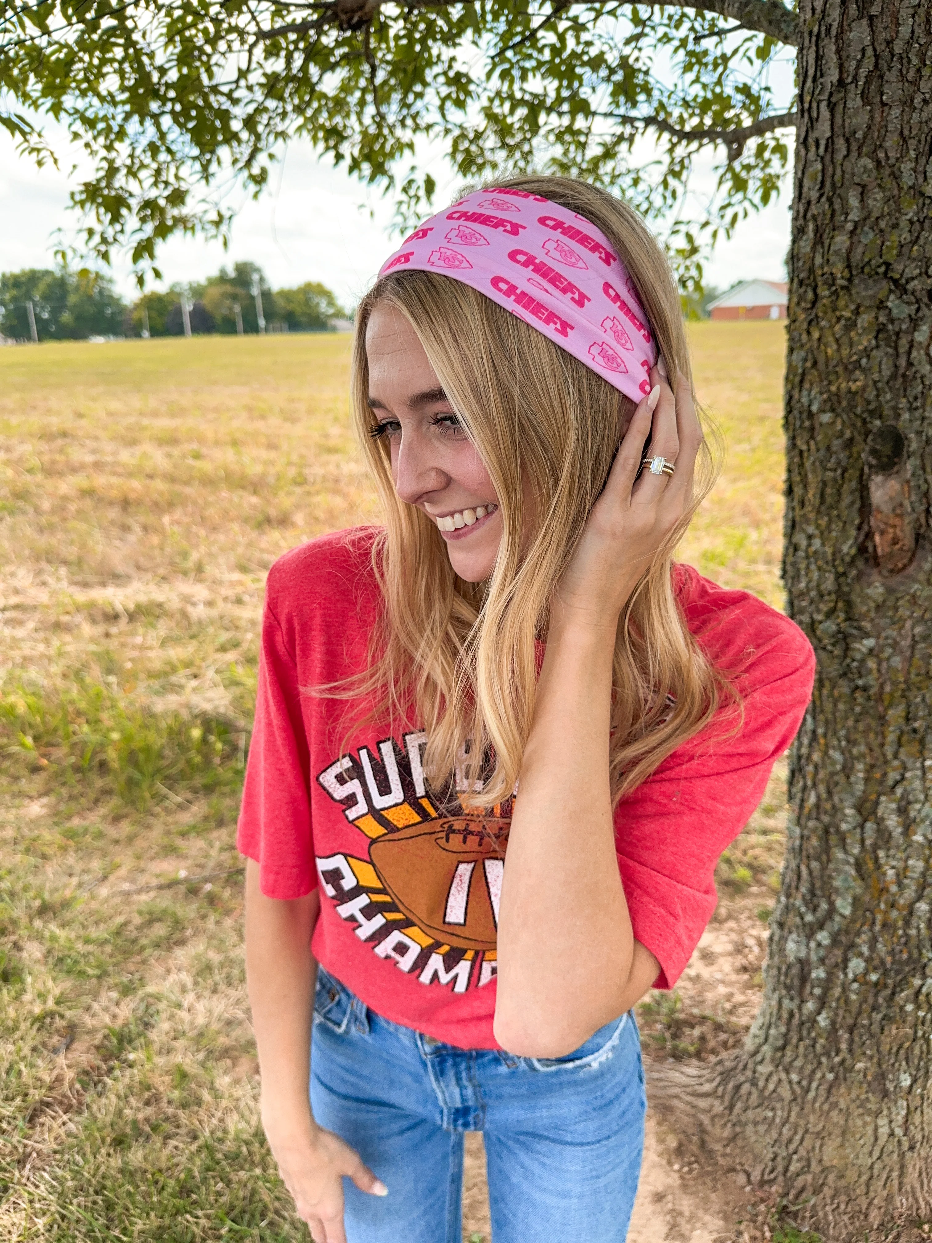 On Sunday's We Wear Pink - Image 4