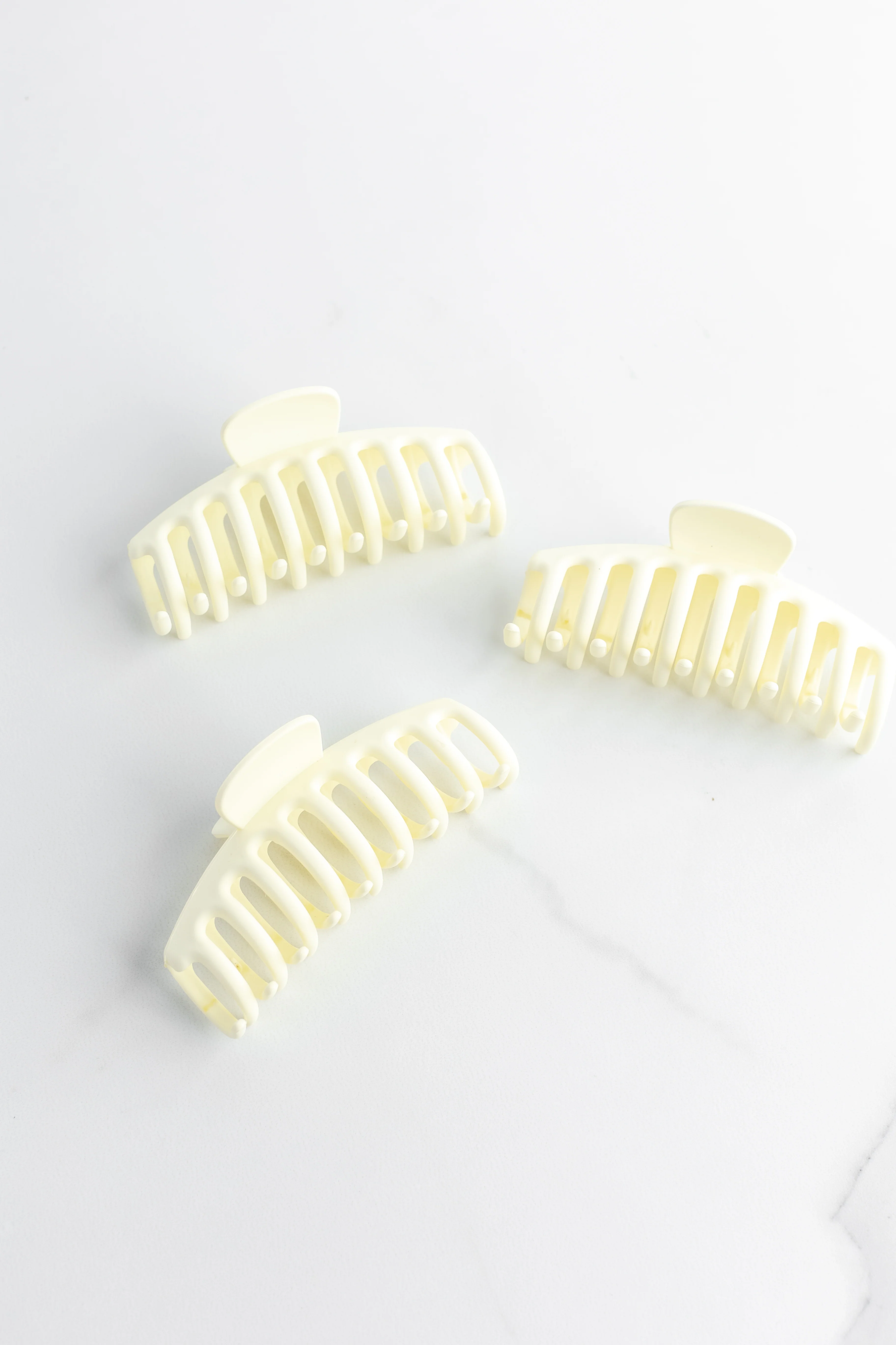 RSVP Lilac Clip - Image 4