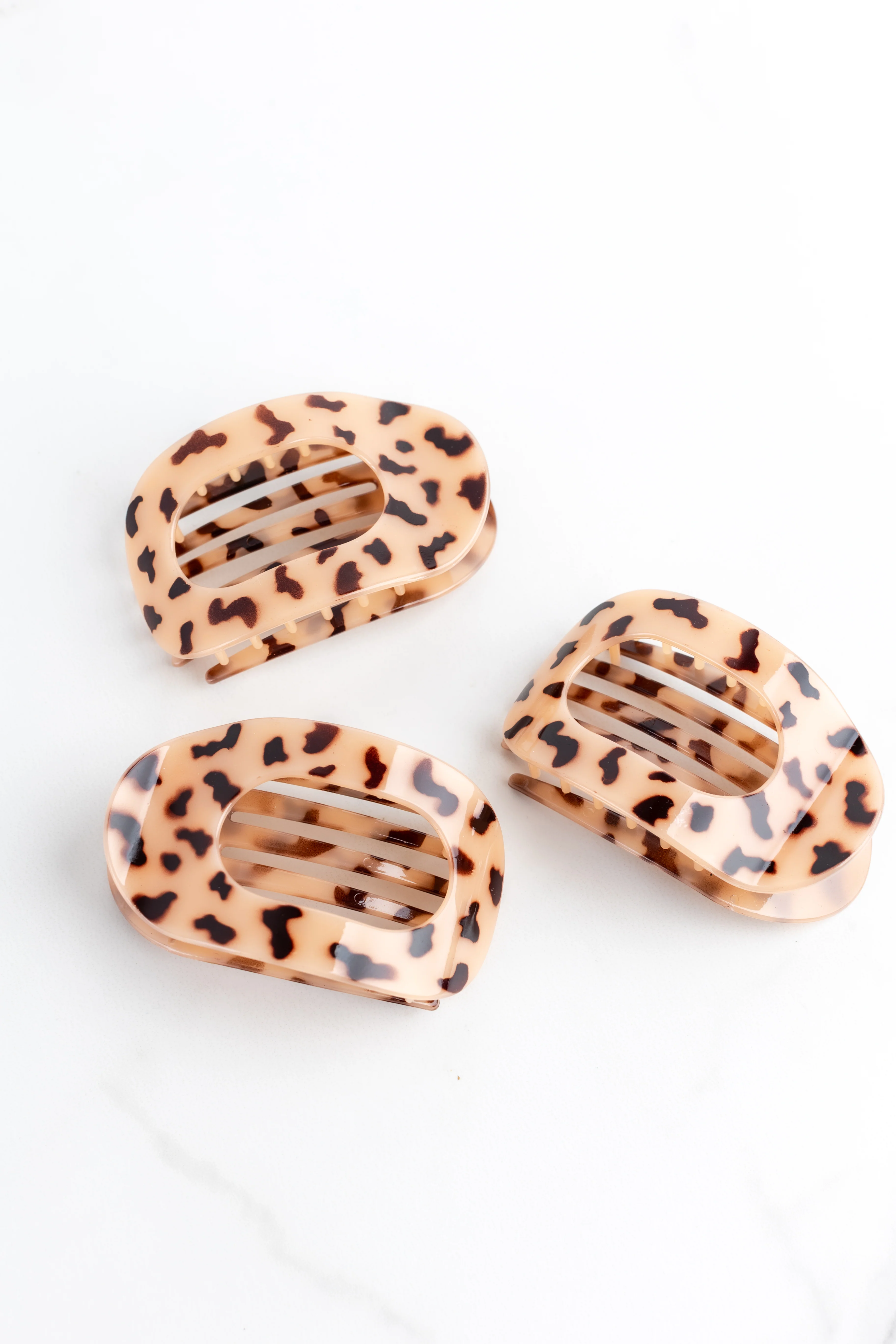 Lay Flat Lilac Clip - Image 15