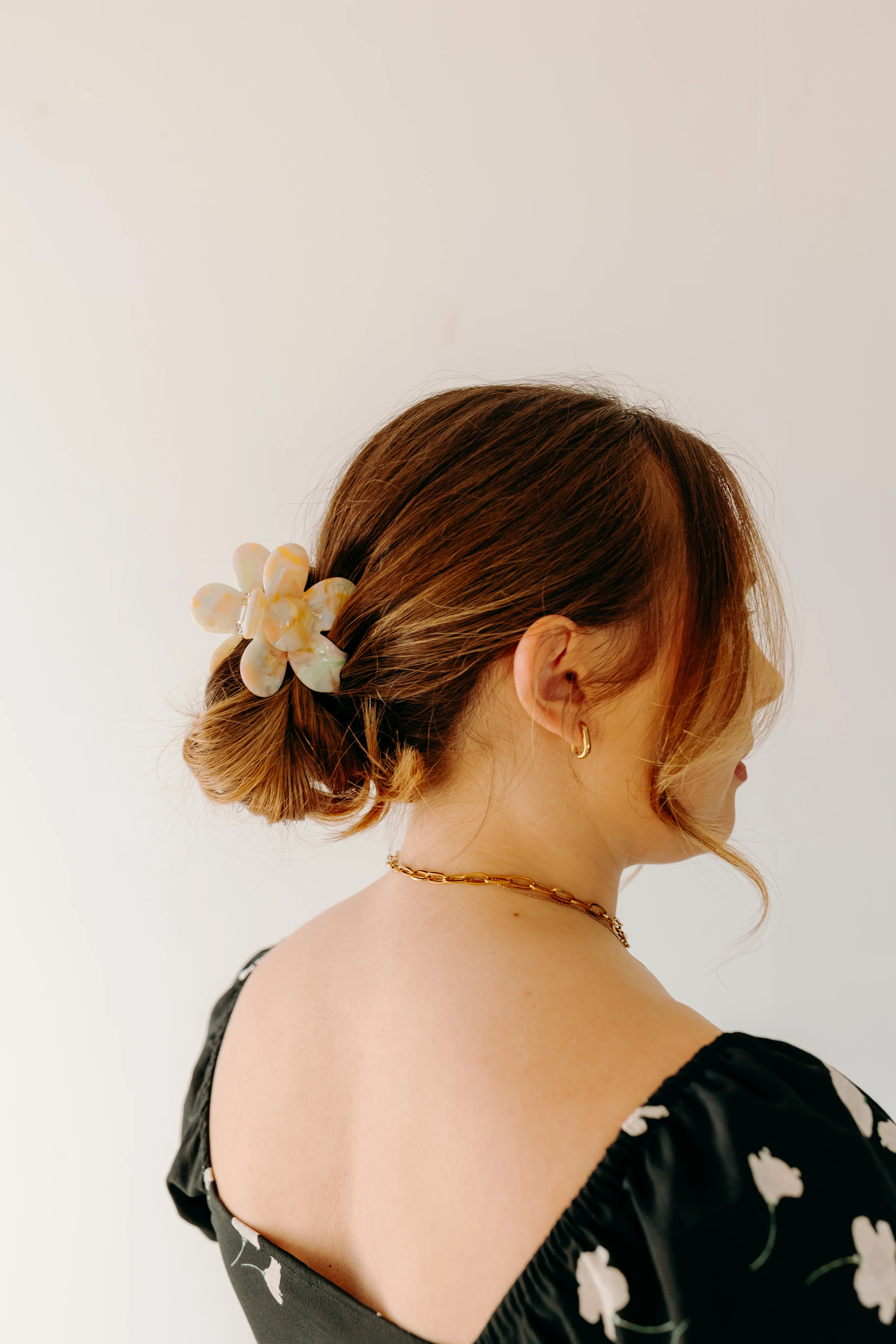 Time to Bloom Lilac Clip - Image 5