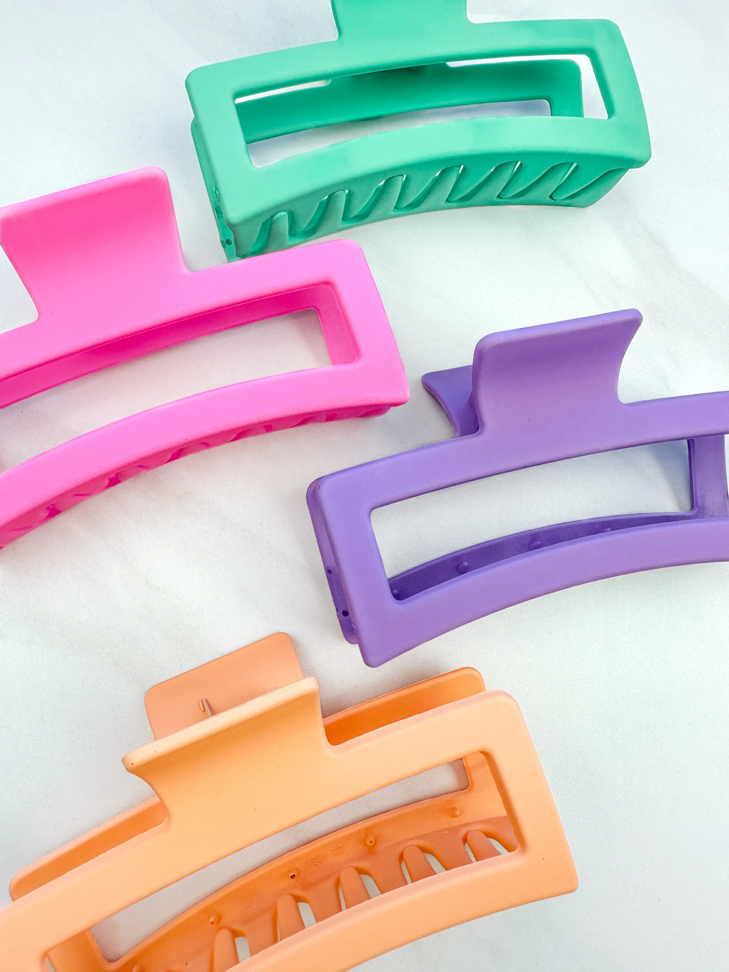 Vacation Vibes Lilac Clip - Image 11