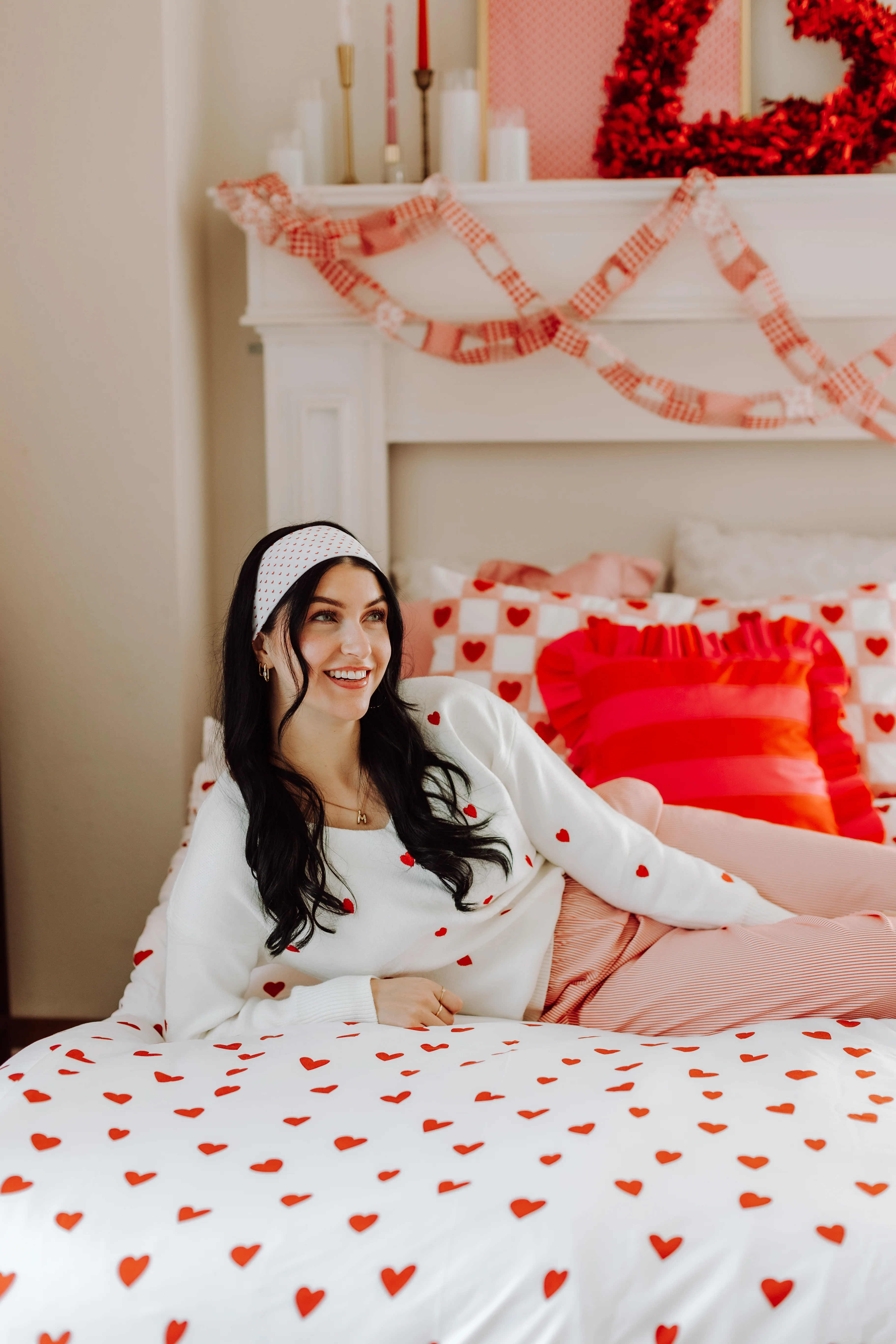 XOXO on Red - Image 8